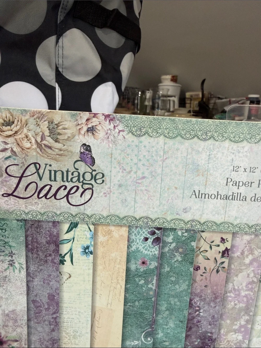 Crafters Companion Vintage Lace Paper Pad & Luxury Linen Card
